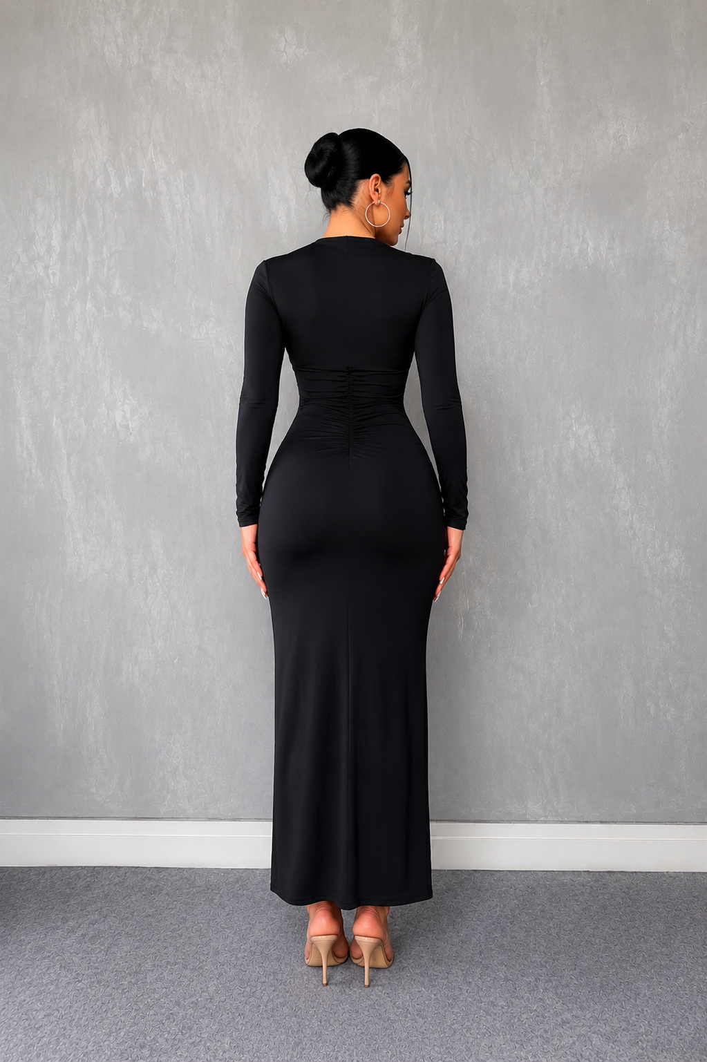 Woman's Elegant Ruched Body con Maxi Dress