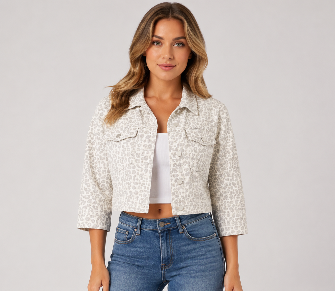 Women's Plus Size Denim Jacket Button Front with Turn Down Collar & Front Pockets
