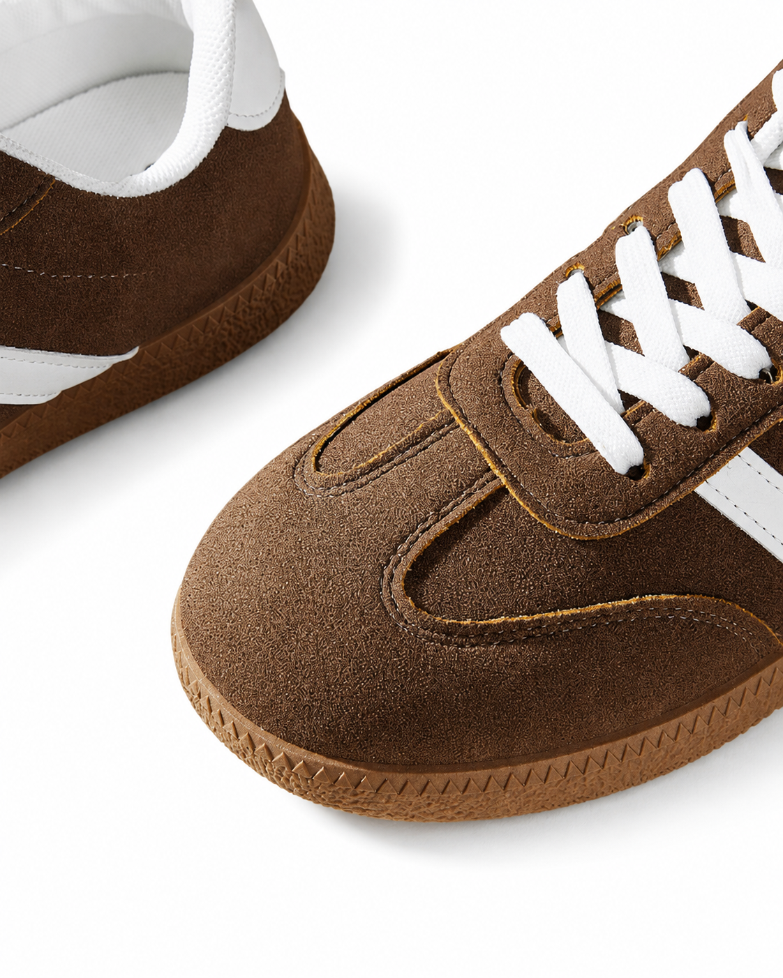Women's Casual Retro Suede Sneakers  Beige & Brown Lace Up Gum Sole Shoes