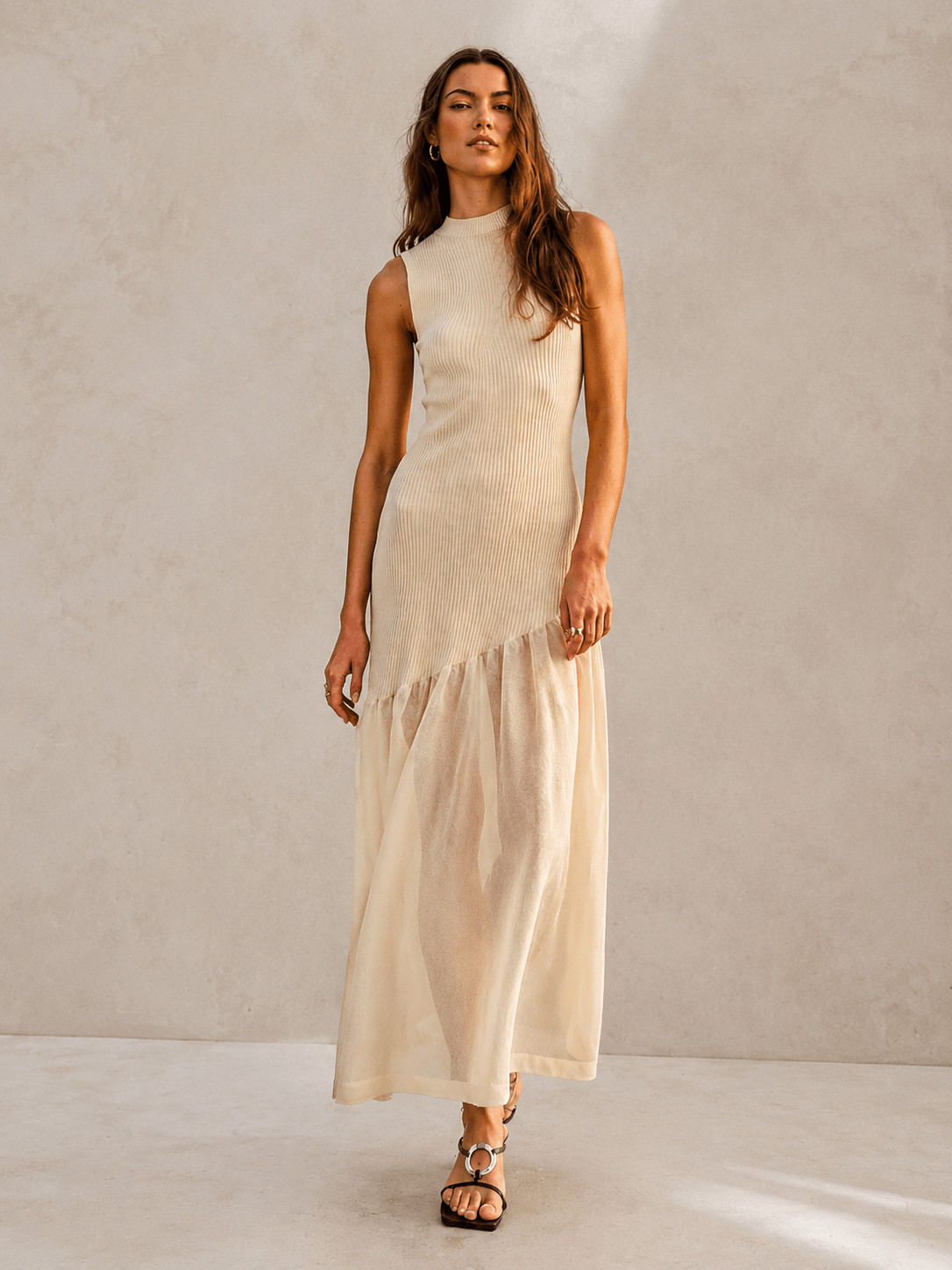 Woman's Elegant Sleeveless Fishtail Bodycon Dress - Edin London